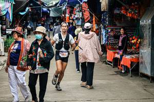 BIB: 
                            <button type="button" onclick="openModal(25385108)" class="btn btn-primary btn-sm float-right btn-popup" data-toggle="modal" data-target=".modal-high-quality">
                        <i class="fas fa-shopping-cart"></i> Add to Cart
                    </button>
                                            <button type="button" onclick="isThisMe(25385108, true)" class="btn btn-success btn-sm float-right btn-popup btn-isme hidden" data-toggle="tooltip" data-placement="bottom" title="นี่คือรูปของคุณใช่ไหม คลิกที่นี่เพื่อเอาเข้าอัลบั้ม">
                        <i class="fas fa-plus"></i> Add to album
                    </button>
                    <button type="button" onclick="isThisMe(25385108, false)" class="btn btn-warning btn-sm float-right btn-popup btn-isnotme hidden">
                        <i class="fas fa-ban"></i> Remove from album
                    </button>